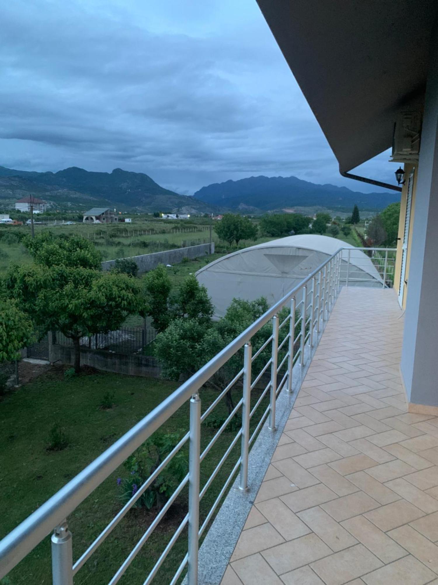 Hotel Villa Linda Shkodër 外观 照片