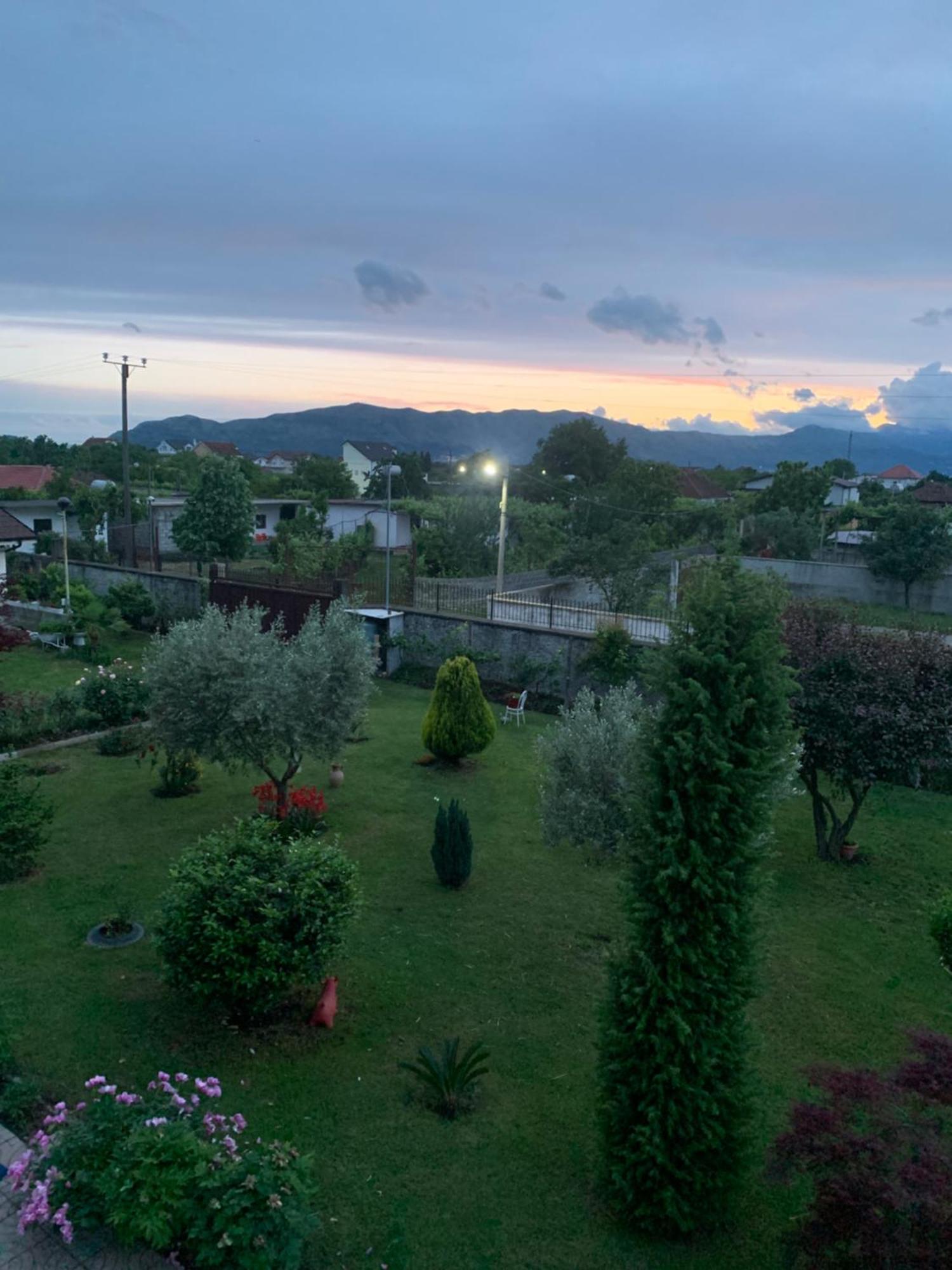 Hotel Villa Linda Shkodër 外观 照片