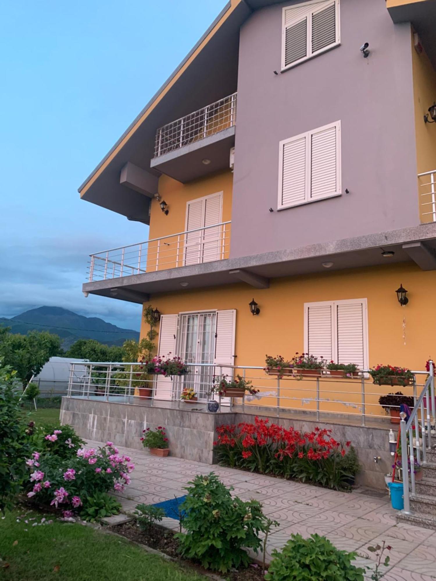 Hotel Villa Linda Shkodër 外观 照片