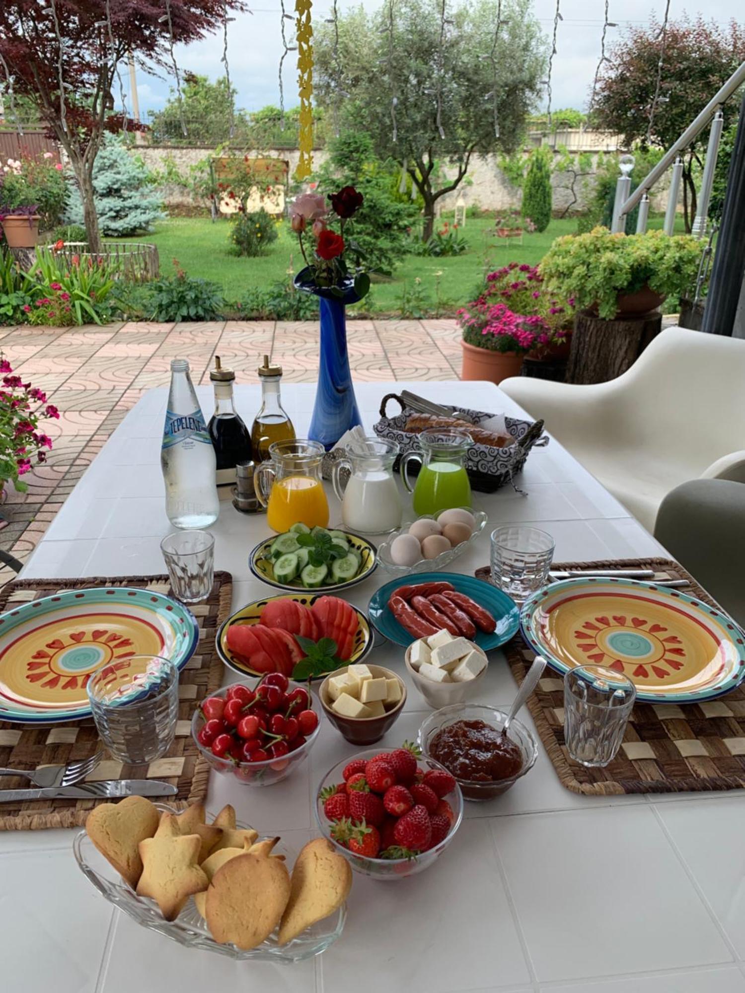 Hotel Villa Linda Shkodër 外观 照片